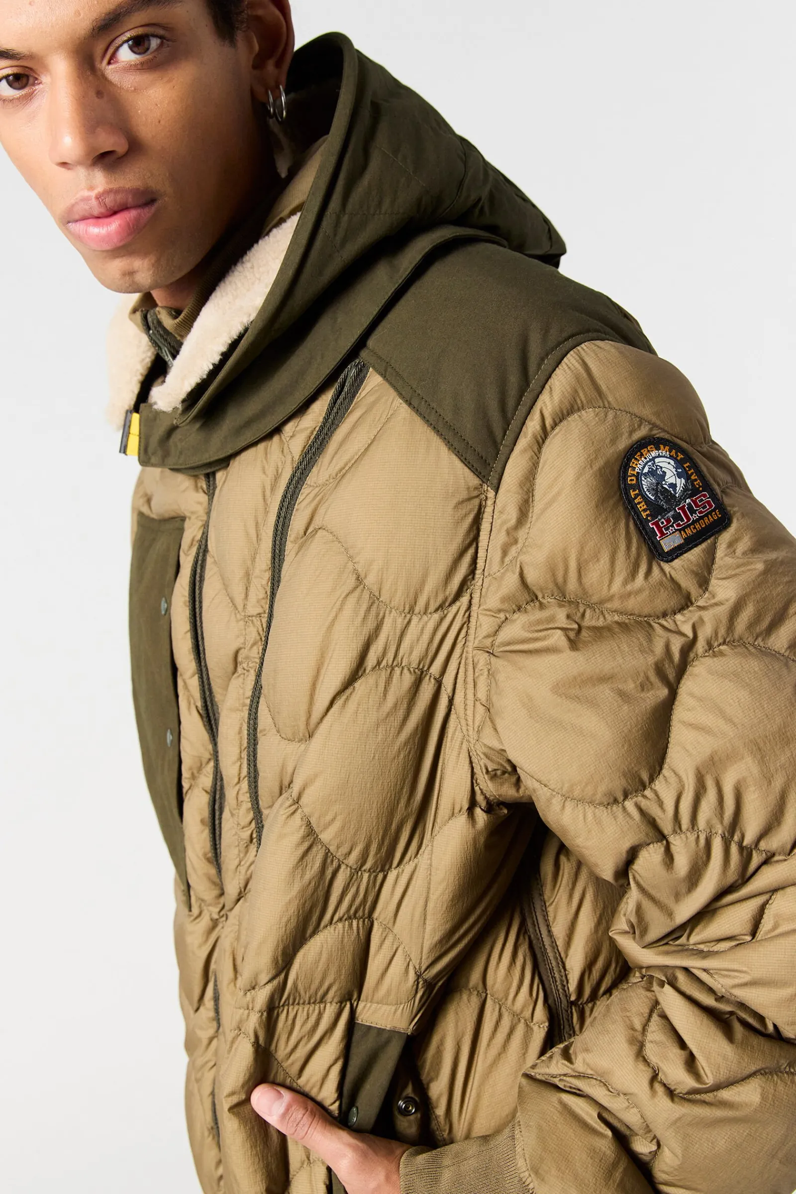 Parajumpers Donsjassen-AKUTAN - DONSJACK MET CAPUCHON EARTH-DEEP MOSS