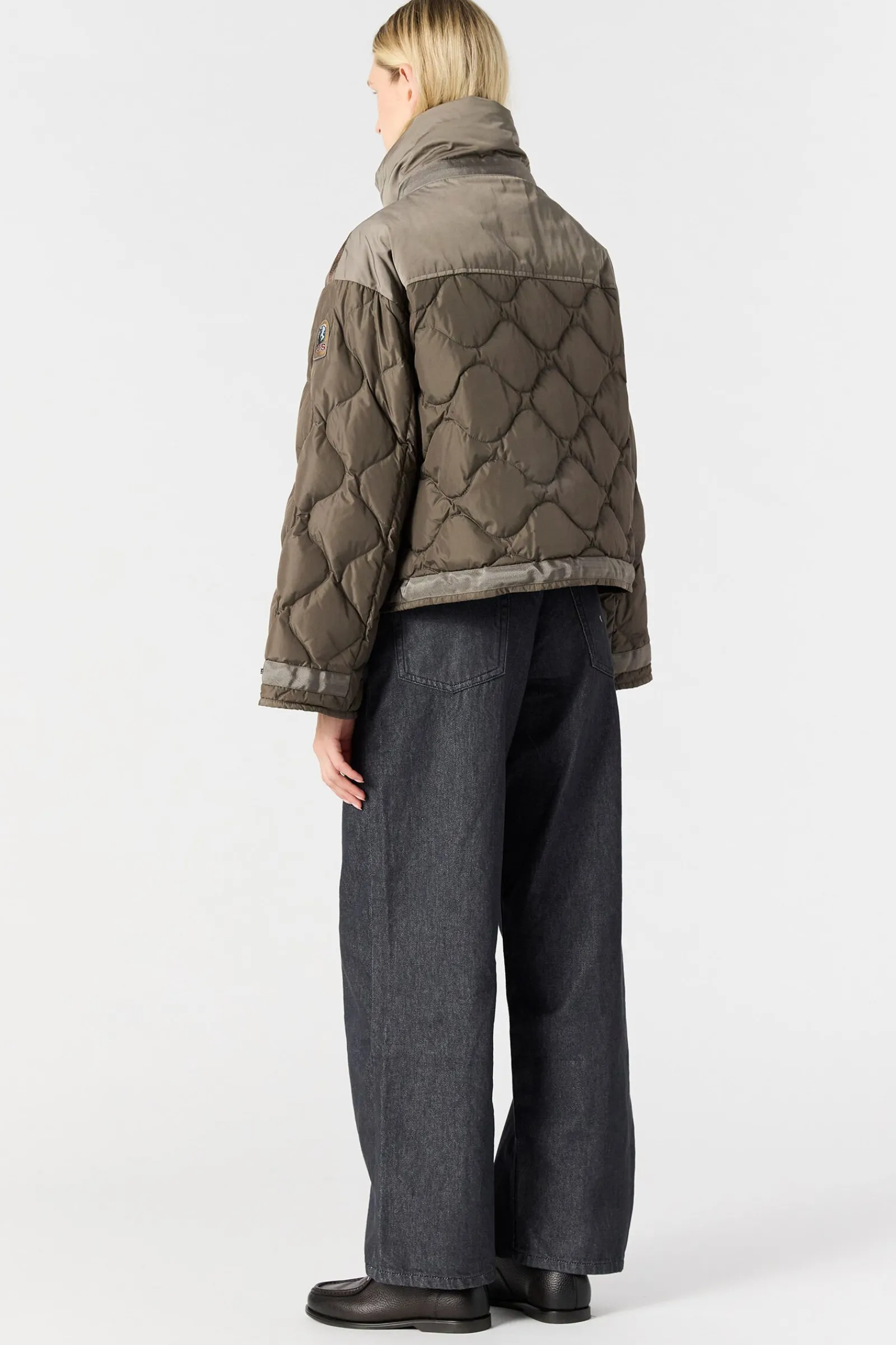 Parajumpers Donsjassen-SUMIDA - KORTE DONSJAS OLIVE GREY